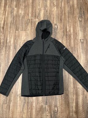 Avalanche Men's Hooded Puffer Jacket in Charcoal and Black